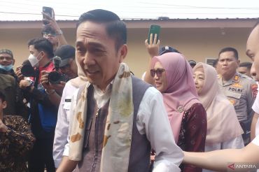 Kota Palembang kendalikan inflasi lewat operasi pasar murah