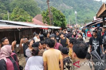 Polda Sumbar gerebek Pasar Gaung Padang diduga jadi "Kampung narkoba"