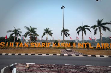 Bandara SSK II Pekanbaru masih tetap beroperasi normal meski ada kabut asap