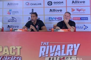 Legenda MU vs Arsenal di GBK Jakarta, Rio Ferdinand target kemenangan