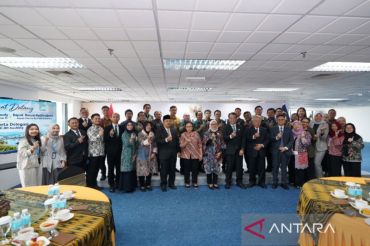 Menteri PPN dan Kepala OIKN kunjungi KJRI Kuching di sela BEF 2026