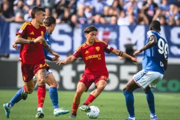 Como 1907 ditahan imbang 10 pemain AS Roma tanpa gol