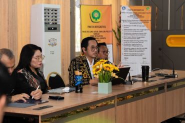 Rektor Undana evaluasi mutu FISIP, dorong akreditasi unggul