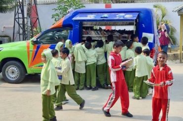 Dorong minat baca, Perpustakaan Keliling Kota Kendari sapa siswa SD lagi
