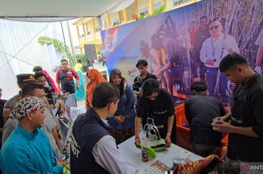 Usaha kopi transmigran diserbu pengunjung hingga curi perhatian Menteri