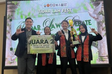 FSH UIN Walisongo raih juara II kompetisi Debat Hukum Nasional Tidar Law Fest 2026