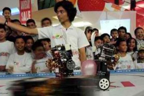 Kontes Robot