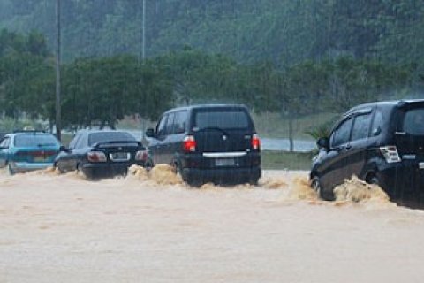 Banjir di Jalan Raya Batam