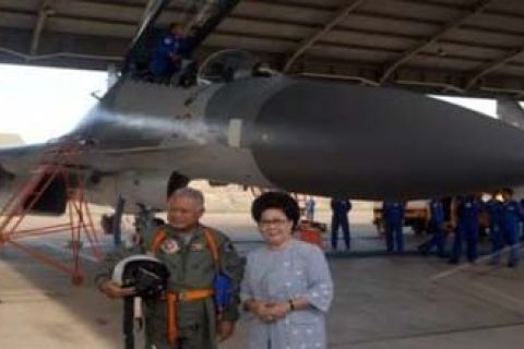 MENJAJAL SUKHOI