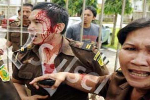 KORBAN BENTROKAN