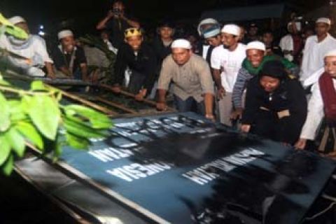 DEMO AHMADIYAH