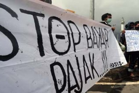 DEMO MAFIA PAJAK