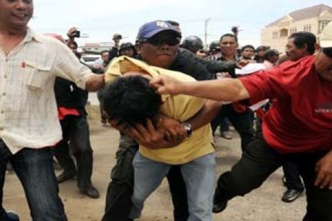 BENTROK PSSI