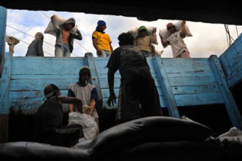 BURUH PELABUHAN