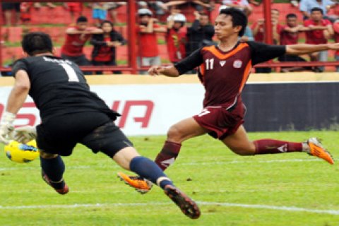 BEREBUT BOLA