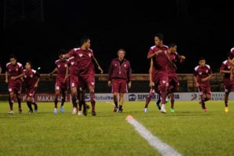 LATIHAN MALAM PSM MAKASSAR