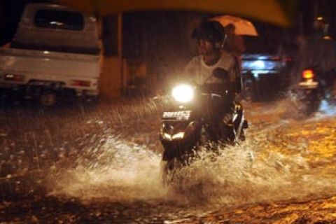 JALAN TERGENANG