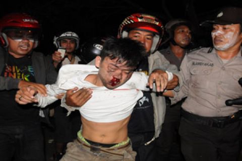 KORBAN BENTROKAN