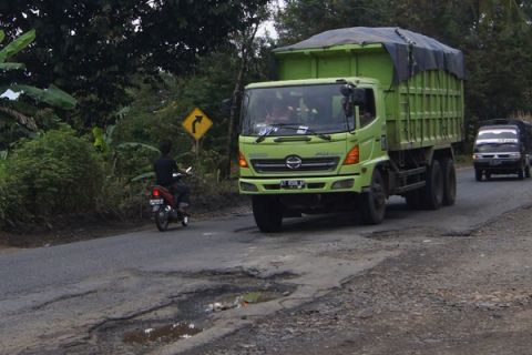 Jalinsum Makin Rusak