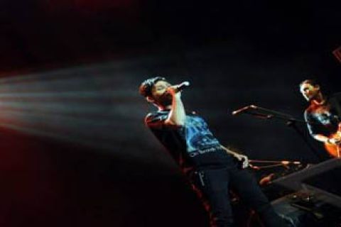 ANDRA AND THE BACKBONE