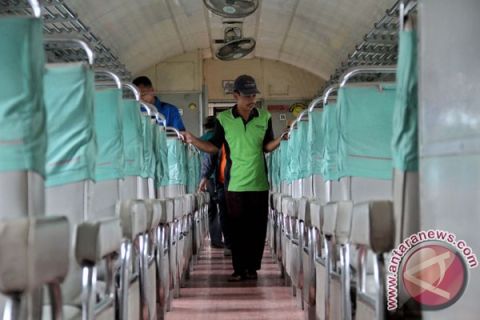 Siapkan gerbong tambahan