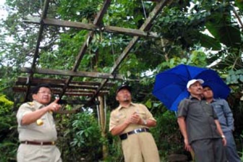 JEMBATAN GANTUNG PUTUS
