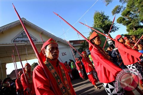 Karnaval budaya dwi abad