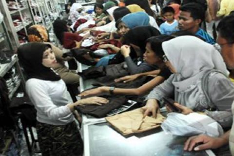BELANJA PERLENGKAPAN SEKOLAH