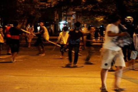 TAWURAN REMAJA