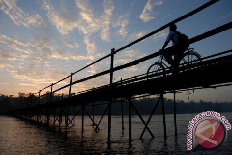 Jembatan bambu