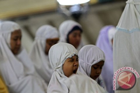 Sholat Tarawih pertama