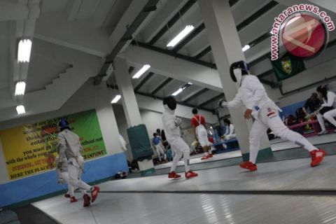 Simulasi pertandingan cabang Anggar PON