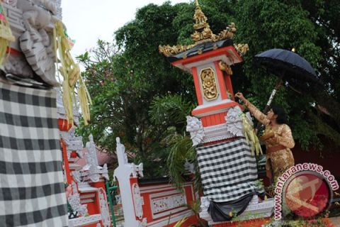 Galungan Pura Agung Sriwijaya