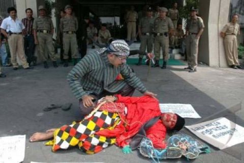 AKSI SENIMAN JARAN KEPANG