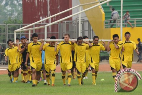 Calon pemain SFC latihan