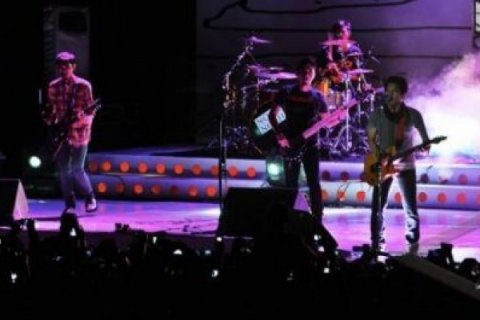 KONSER NOAH