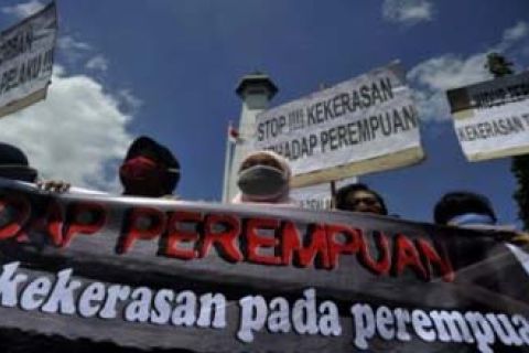TOLAK KEKERASAN PEREMPUAN