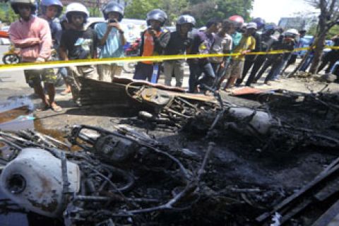 MOTOR TERBAKAR
