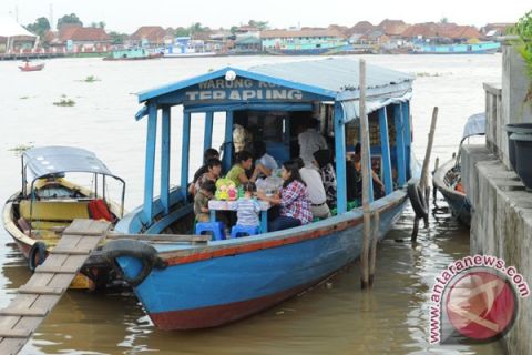 Warung kopi terapung