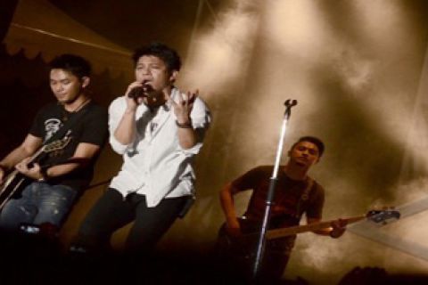 KONSER NOAH
