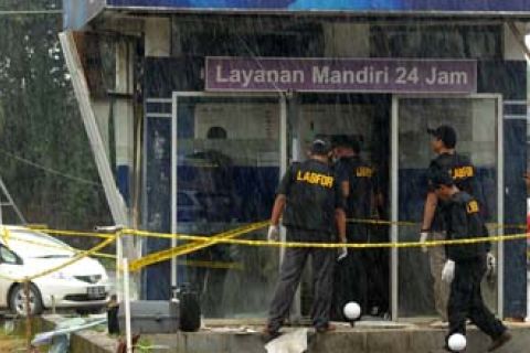 BOM ATM MAKASSAR