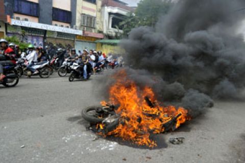 BAKAR MOTOR