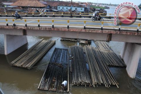 Bambu Rakit