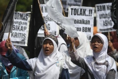 TOLAK KENAIKAN BBM