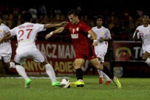 PSM MAKASSAR MENANG