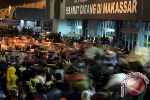 ARUS MUDIK PELABUHAN MAKASSAR