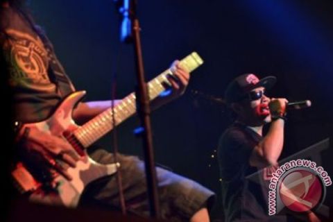 KONSER JAMRUD