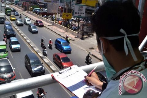 HITUNG KECEPATAN KENDARAAN