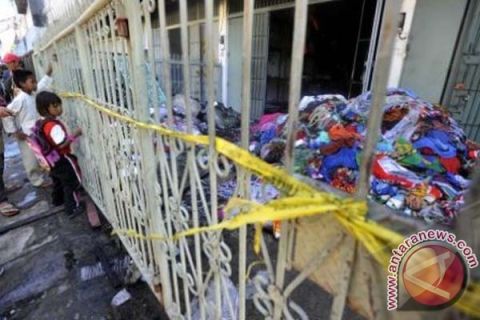 KEBAKARAN DUA WARGA TEWAS MAKASSAR 