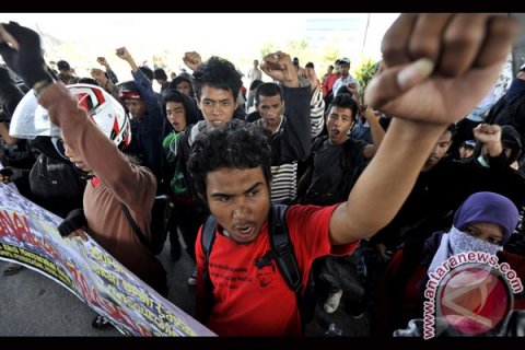 DEMO BURUH MAKASSAR